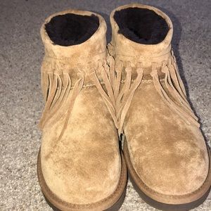 Moccasin Uggs